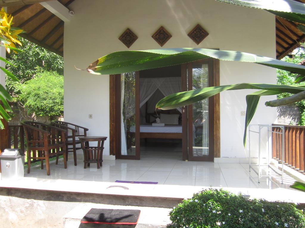 Teman Teman Bungalows 1 Amed  Exterior photo